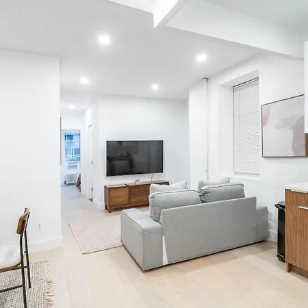 Wonderful Apartment With 3Br 2Bath